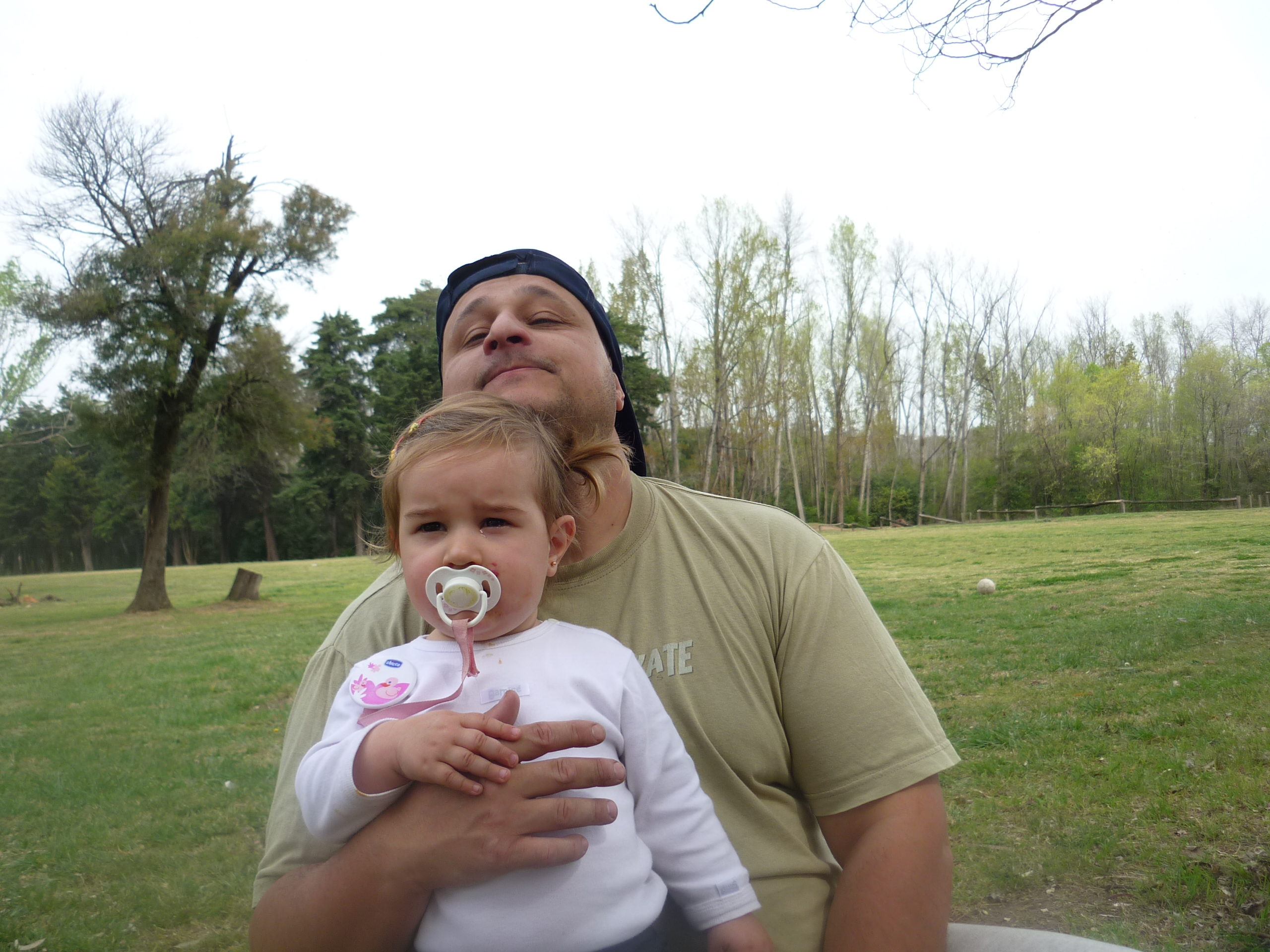 fotos/2011-09-25 - Asado en el parque/P1020286.JPG